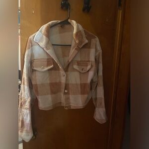 Cropped fluffy warm button up jacket checkered pattern